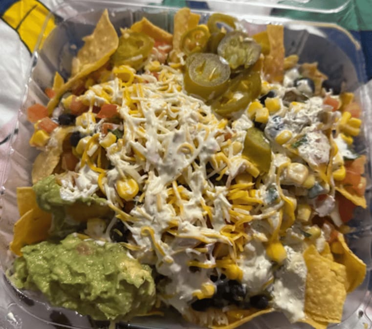 Nachos Supreme.